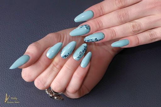Trilly Nails & Tattoo