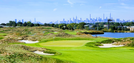 Public Golf Course «Trump Golf Links, Ferry Point», reviews and photos, 500 Hutchinson River Pkwy, Bronx, NY 10465, USA