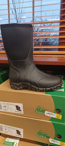 Shoe Store «Shoe Dept. Encore», reviews and photos, 918 N Chancery St, McMinnville, TN 37110, USA