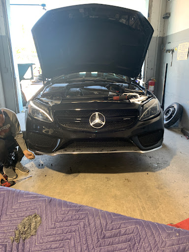 Auto Body Shop «Auto Repair of Great Neck», reviews and photos, 494 Great Neck Rd, Great Neck, NY 11021, USA