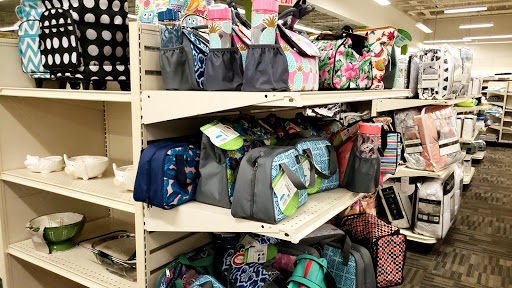 Clothing Store «Burlington Coat Factory», reviews and photos, 3333 N State Rd 7, Lauderdale Lakes, FL 33319, USA