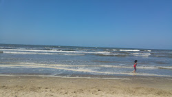 Foto von Umm Al-Ridha Beach mit langer gerader strand