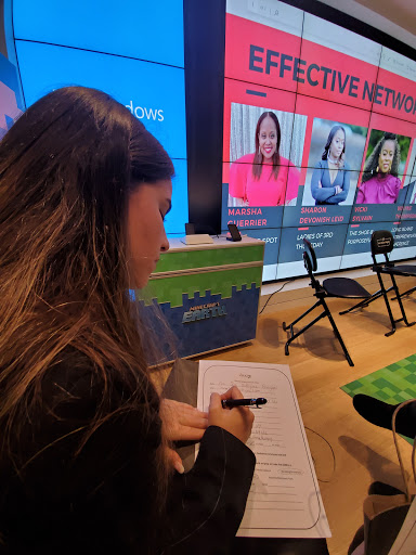 Computer Store «Microsoft Store - Roosevelt Field», reviews and photos, 630 Old Country Rd, Garden City, NY 11530, USA