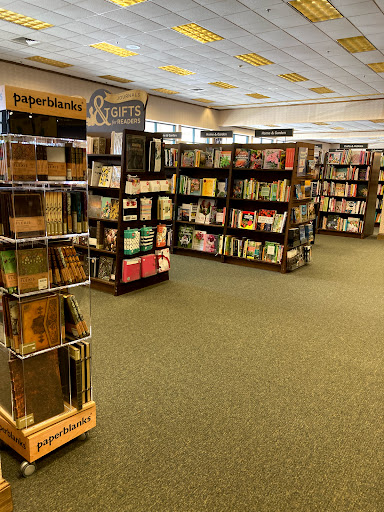 Book Store «Barnes & Noble», reviews and photos, 2900 Peachtree Rd NW #310, Atlanta, GA 30305, USA