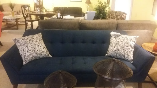 Furniture Store «Broyhill Furniture Showplace», reviews and photos, 345 S Academy Blvd, Colorado Springs, CO 80910, USA