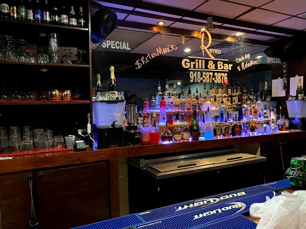 Retro Grill & Bar 74106
