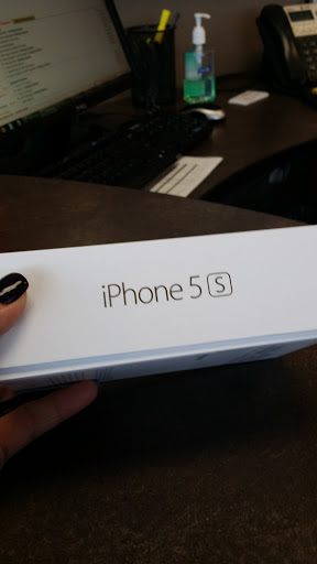 Cell Phone Store «Verizon Authorized Retailer – Cellular Sales», reviews and photos, 1985 Edsel Ln NW, Corydon, IN 47112, USA