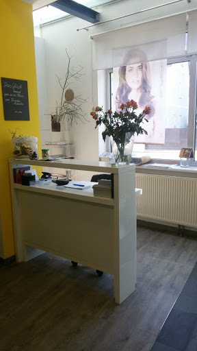 Hair2Hair - Friseursalon In Amstetten