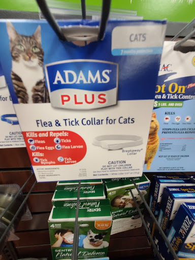 Pet Supply Store «Pet Valu», reviews and photos, 940 Bay Ridge Rd, Annapolis, MD 21403, USA