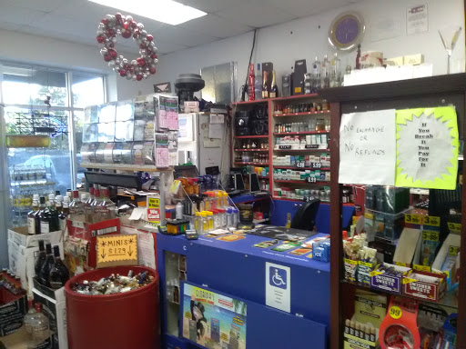 Liquor Store «Winter Springs Liquors», reviews and photos, 1164 Tree Swallow Dr, Winter Springs, FL 32708, USA