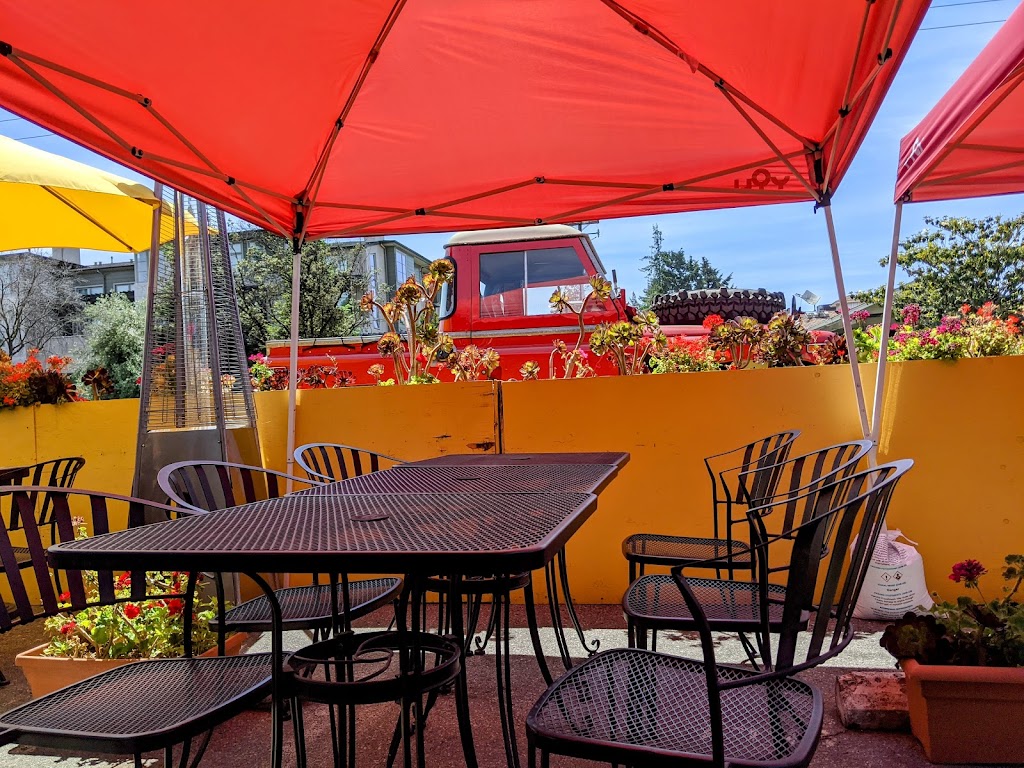 Estrellita Mexican Bistro 94022