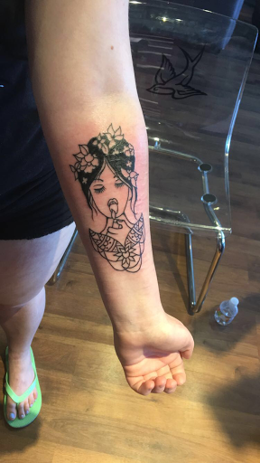 Tattoo Shop «Impulse Ink Tattoo», reviews and photos, 2113 Coulee Rd, Hudson, WI 54016, USA