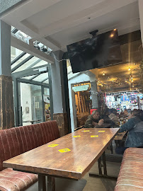 Atmosphère du Restaurant Rosie's Smokehouse BBQ à Paris - n°9