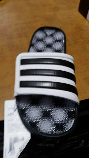 Shoe Store «Off Broadway Shoe Warehouse», reviews and photos, 6302 Seven Corners Center, Falls Church, VA 22044, USA