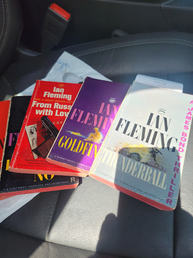 Used Book Store «Used Book Superstore», reviews and photos, 256 Cambridge St, Burlington, MA 01803, USA