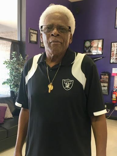 Beauty Salon «SHADES OF EXCELLENCE BEAUTY SALON LLC», reviews and photos, 6808 N Dysart Rd, Glendale, AZ 85307, USA