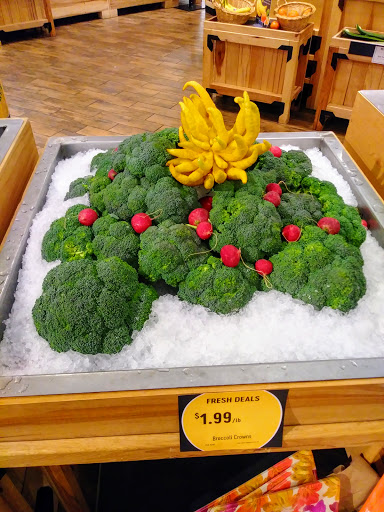 Grocery Store «The Fresh Market», reviews and photos, 1320 McFarland Blvd E #100, Tuscaloosa, AL 35401, USA