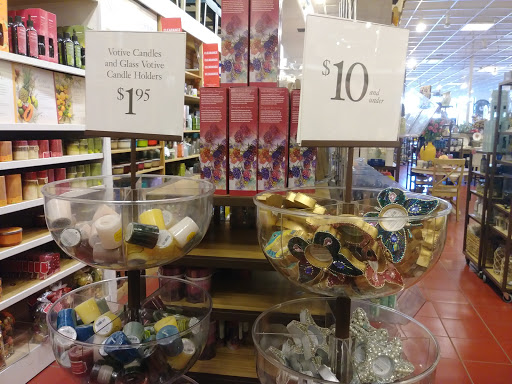 Home Goods Store «Pier 1 Imports», reviews and photos, 3784 Tyler St, Riverside, CA 92503, USA