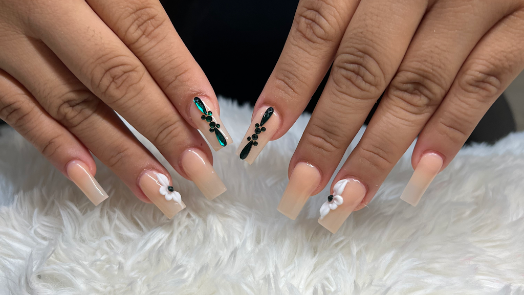 Koi Nail&Spa 75801