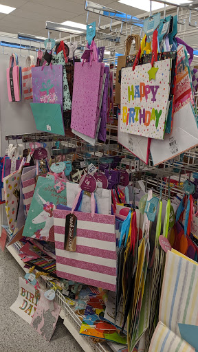 Clothing Store «Ross Dress for Less», reviews and photos, 2415 NW Kings Blvd, Corvallis, OR 97330, USA