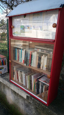 Boîte à livres à Poitiers