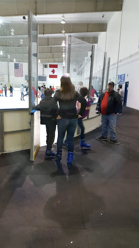 Gym «Genesis Health Clubs - Wichita Ice Center», reviews and photos, 505 W Maple St, Wichita, KS 67213, USA