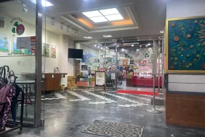 里仁 新竹經國店 image