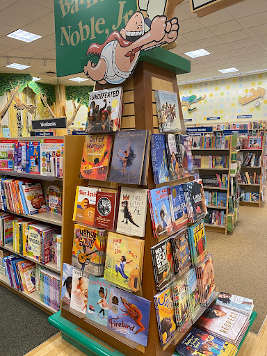 Book Store «Barnes & Noble», reviews and photos, 911 Haddonfield Rd, Cherry Hill, NJ 08002, USA