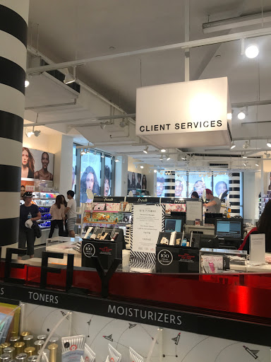Cosmetics Store «SEPHORA», reviews and photos, 6801 Hollywood Blvd, Hollywood, CA 90028, USA