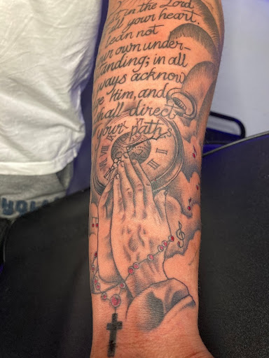 Tattoo Shop «Taboo Tattoos», reviews and photos, 242 Broad St, Keyport, NJ 07735, USA