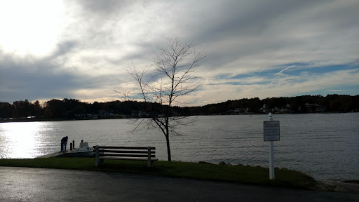 Tourist Attraction «Apple Valley Lake», reviews and photos, Apple Valley Dr, Howard, OH 43028, USA