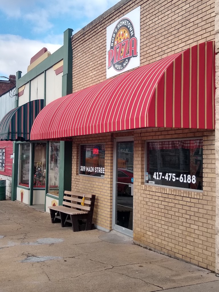 Bob's Hometown Pizza 64854