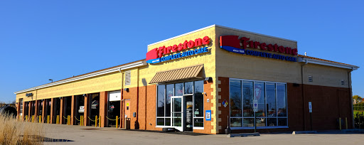 Tire Shop «Firestone Complete Auto Care», reviews and photos, 500 S Schmale Rd, Carol Stream, IL 60188, USA