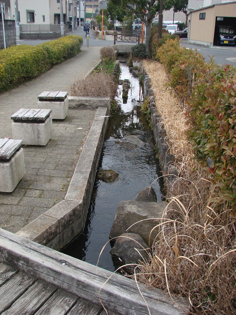 東井堀親水緑道 Higashiibori (East Spring Moat) Hydrophilic Green Road