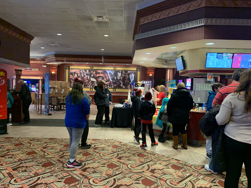 Movie Theater «Marcus Hillside Cinema», reviews and photos, 2950 Hillside Dr, Delafield, WI 53018, USA