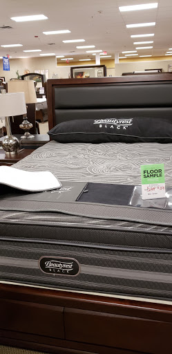 Furniture Store «Raymour & Flanigan Furniture and Mattress Store», reviews and photos, 1855 Central Park Ave, Yonkers, NY 10710, USA