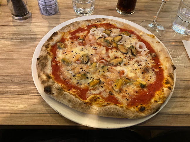 Reviews of Fiordilatte in Worthing - Pizza