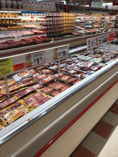 Grocery Store «Market Basket», reviews and photos, 95 Sutton Ave, Oxford, MA 01540, USA