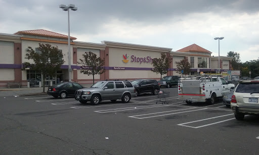 Grocery Store «Stop & Shop», reviews and photos, 240 E Sandford Blvd, Mt Vernon, NY 10550, USA