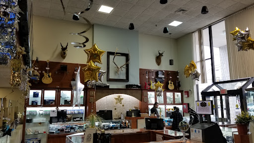 Jewelry Buyer «Lowell Jewelry & Loan», reviews and photos, 24 Merrimack St, Lowell, MA 01852, USA