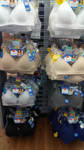 Discount Store «Walmart», reviews and photos, 137 Teaticket Hwy, Teaticket, MA 02536, USA