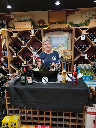 Liquor Store «T & R Wines & Liquors», reviews and photos, 145 Market St, Potsdam, NY 13676, USA