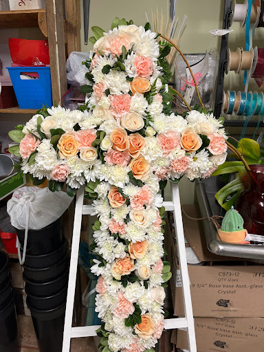 Florist «Floreria Mexico», reviews and photos, 14 N Union St, Aurora, IL 60505, USA