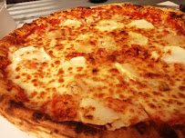 Plats et boissons du Pizzeria Pizza Roma Crèvecœur-le-Grand à Crèvecœur-le-Grand - n°5
