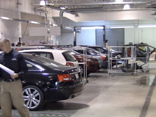 Auto Body Shop «McDonald Collision Center», reviews and photos, 8101 Southpark Way, Littleton, CO 80120, USA