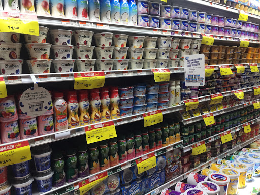 Supermarket «Fine Fare Supermarkets», reviews and photos, 656 Castle Hill Ave, Bronx, NY 10473, USA