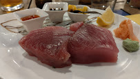 Sashimi du Restaurant de spécialités à base de poisson-pêcheur Le D.C.P à saint gilles les bains - n°2
