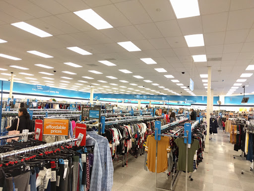 Clothing Store «Ross Dress for Less», reviews and photos, 1030 N Rengstorff Ave, Mountain View, CA 94043, USA