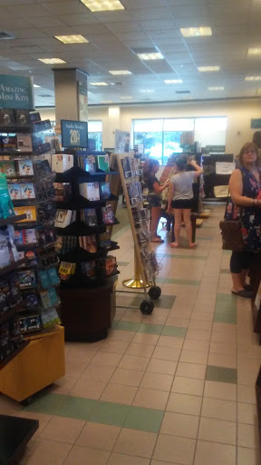 Book Store «Barnes & Noble», reviews and photos, 102 Park Ave #1, Willow Grove, PA 19090, USA