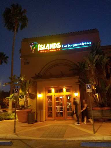 Shopping Mall «The Bluffs Shopping Center», reviews and photos, 1302 - 1380 Bison Ave, Newport Beach, CA 92660, USA